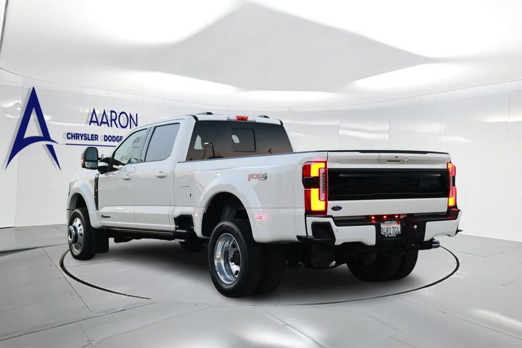 Used 2025 Ford F450 Platinum w/ FX4 Off-Road Package AWD/4WD image 2