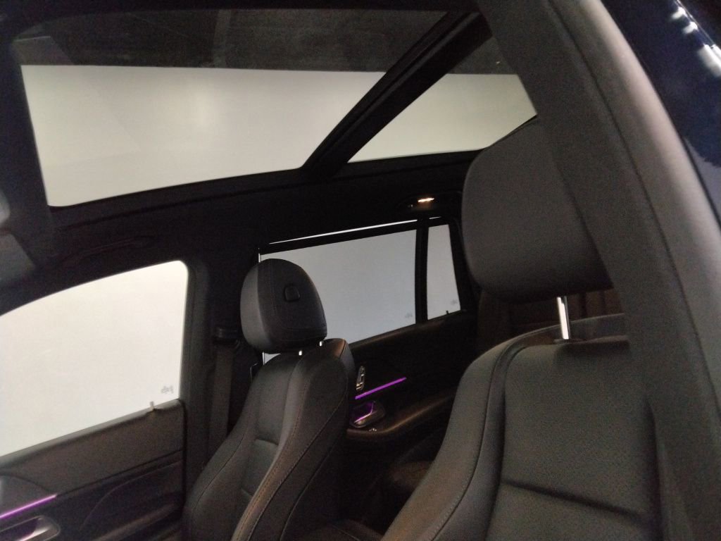 Used 2022 Mercedes-Benz GLS 450 4MATIC image 31