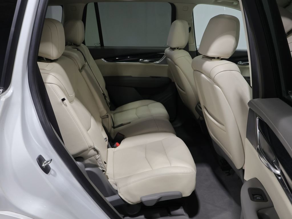 Used 2023 Cadillac XT6 Premium Luxury AWD/4WD image 25