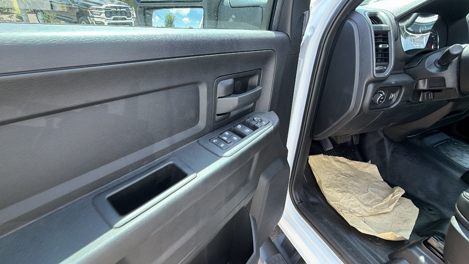 New 2026 RAM 3500 Tradesman w/ Chrome Appearance Group A AWD/4WD image 16