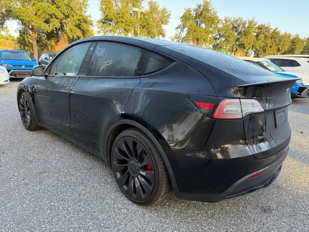Used 2023 Tesla Model Y Performance image 15