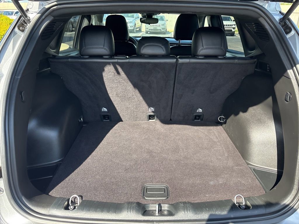 Used 2024 Jeep Compass Latitude image 7