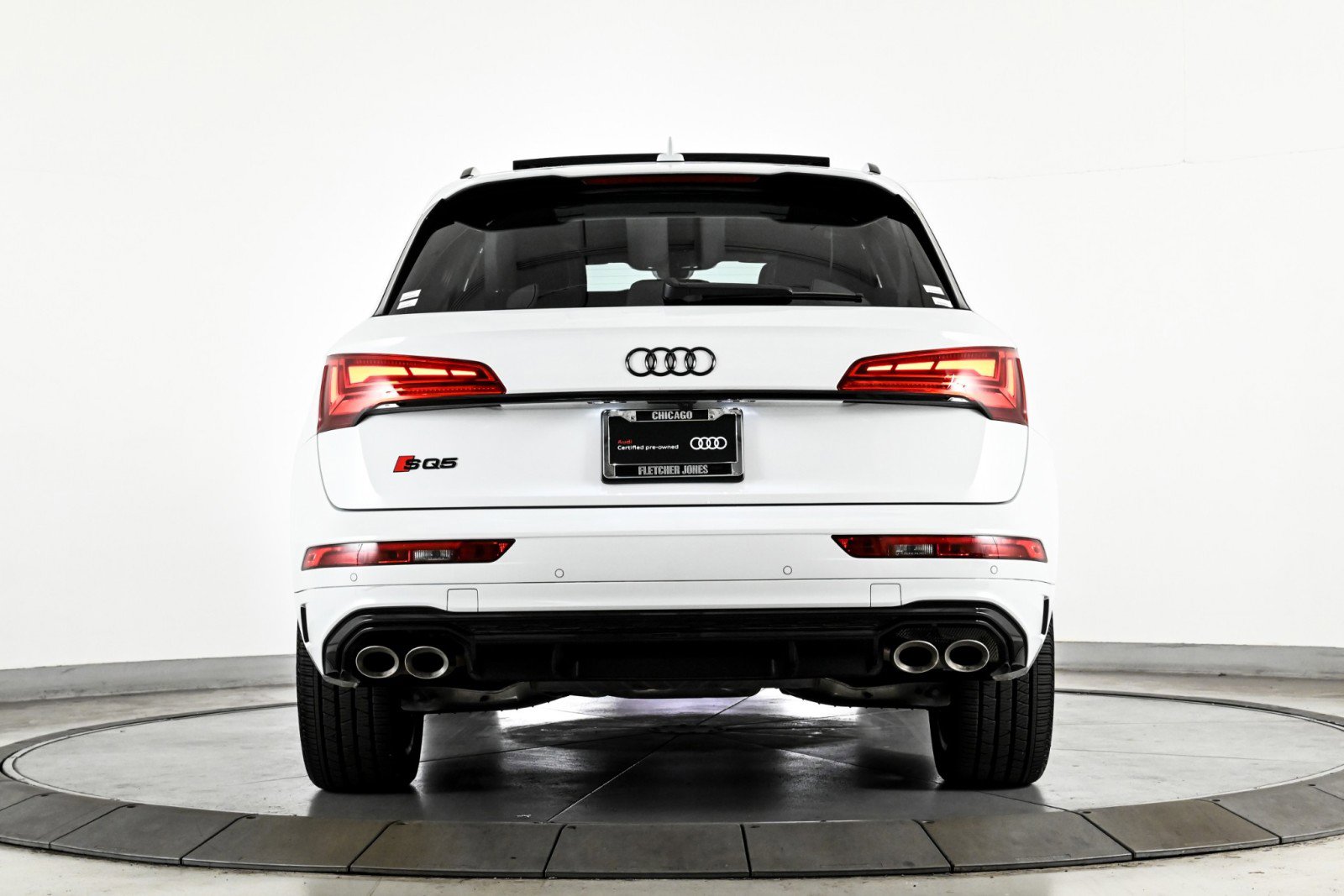 Used 2025 Audi SQ5 Premium Plus w/ Premium Plus Package image 3