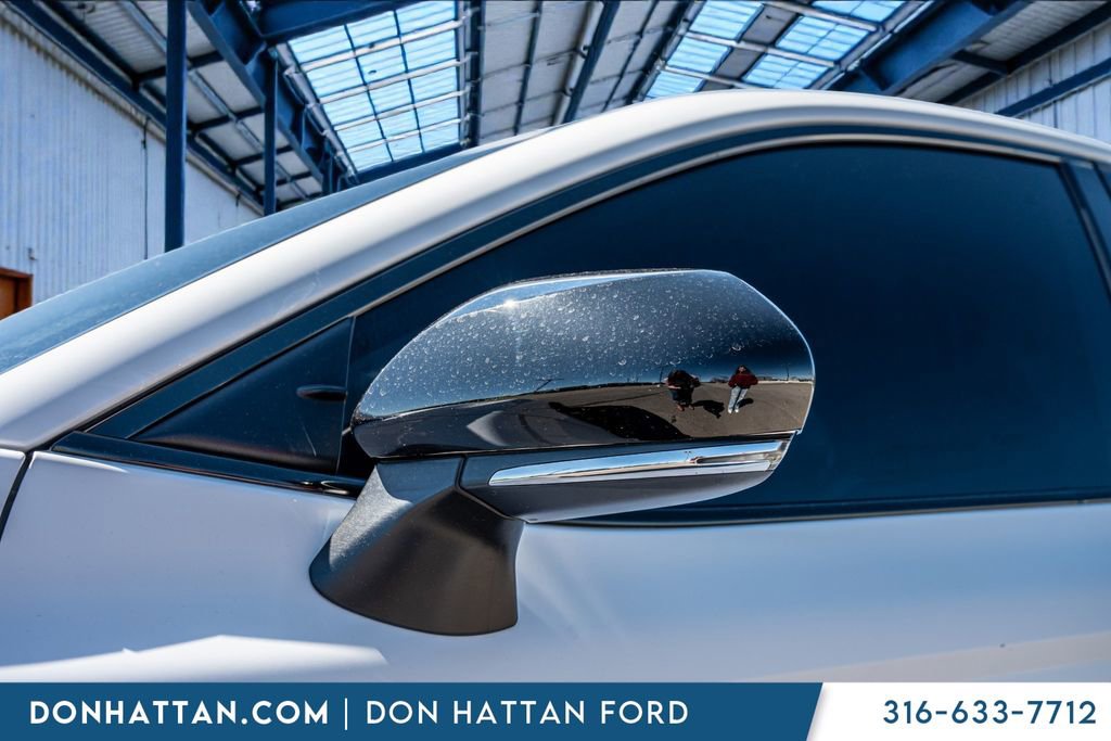 Used 2023 Toyota Camry SE image 24