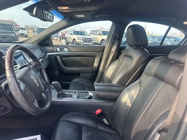 Used 2011 Lincoln MKS image 26