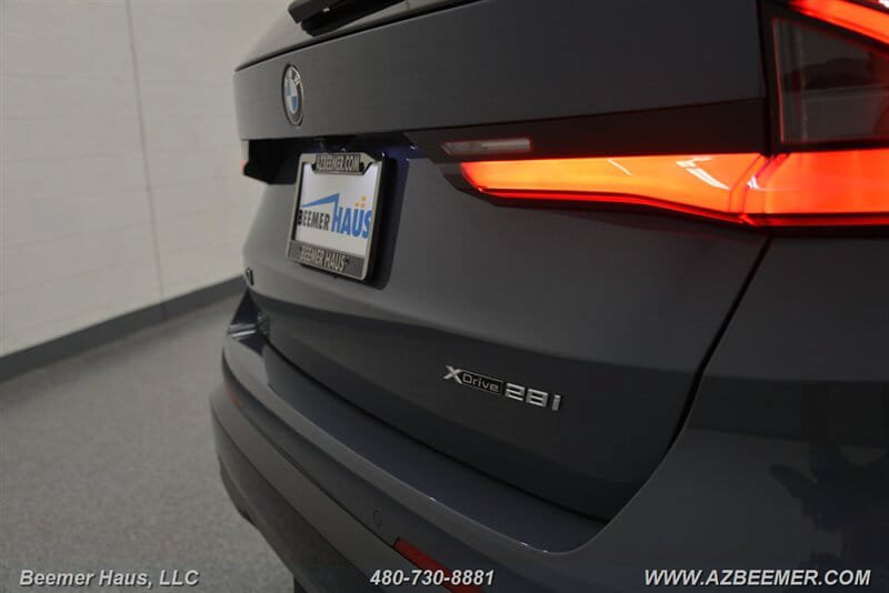 Used 2023 BMW X1 xDrive28i w/ Convenience Package AWD/4WD image 47