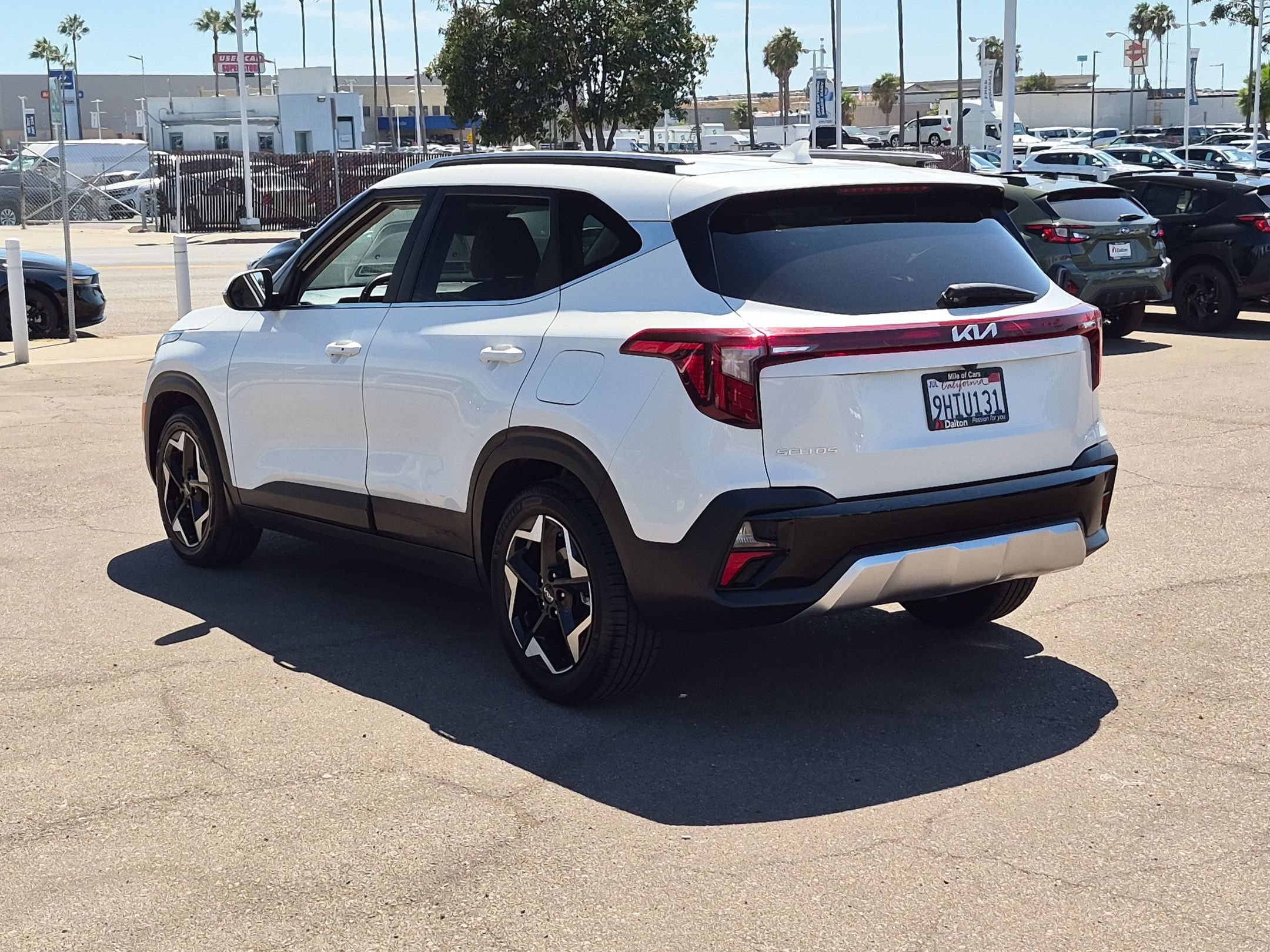 Used 2024 Kia Seltos EX FWD image 6