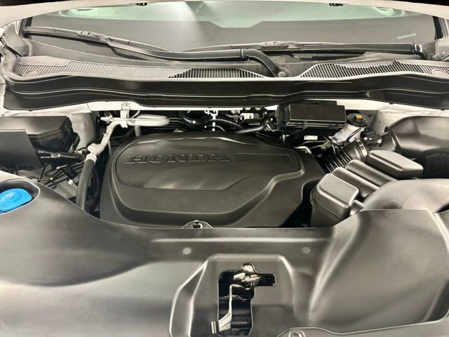 Certified 2025 Honda Ridgeline RTL image 32