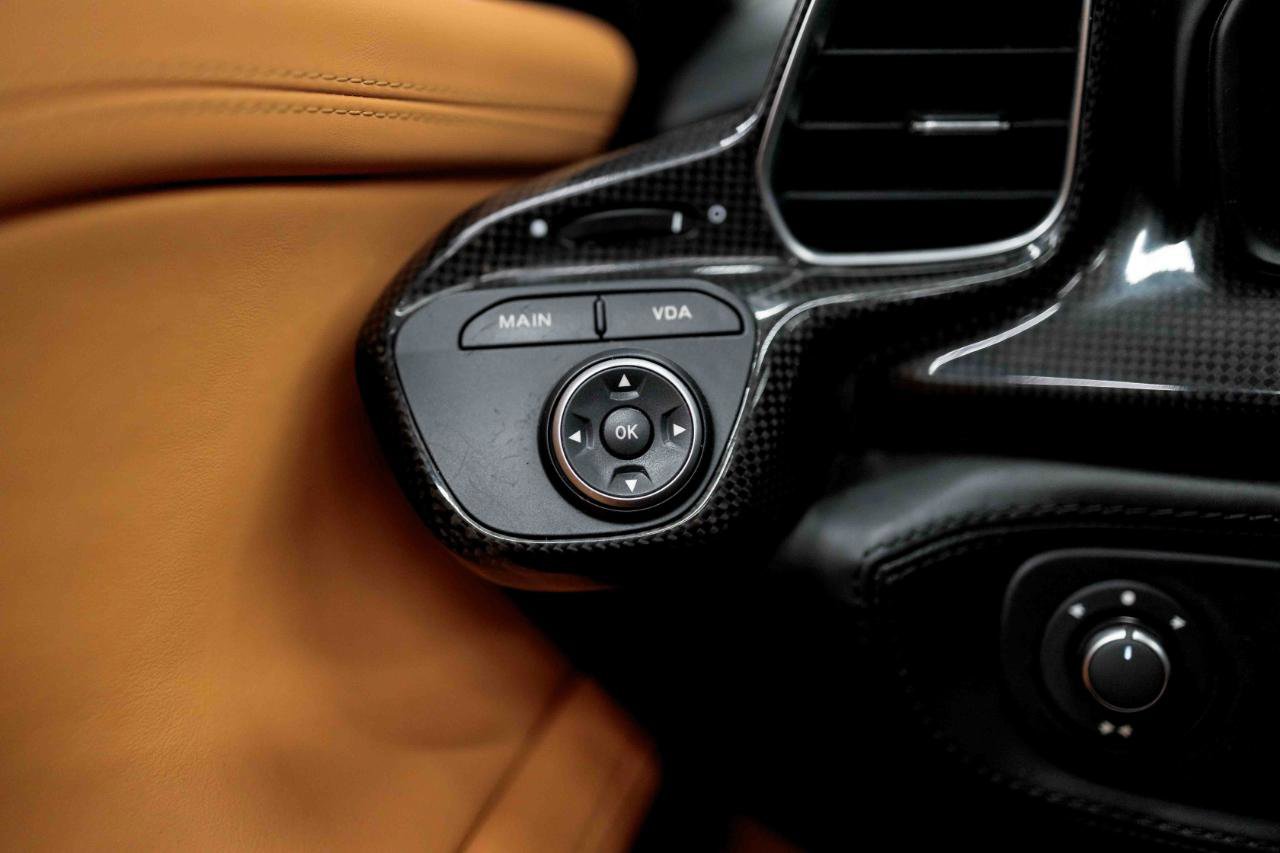 Used 2013 Ferrari 458 Spider RWD image 68