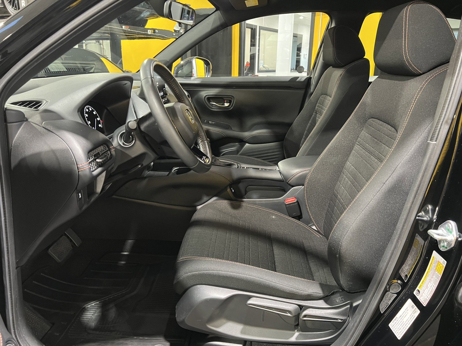 Used 2023 Honda HR-V Sport image 15