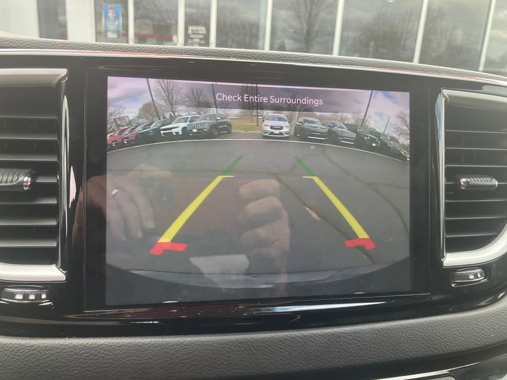 Used 2022 Chrysler Pacifica Touring-L FWD image 20