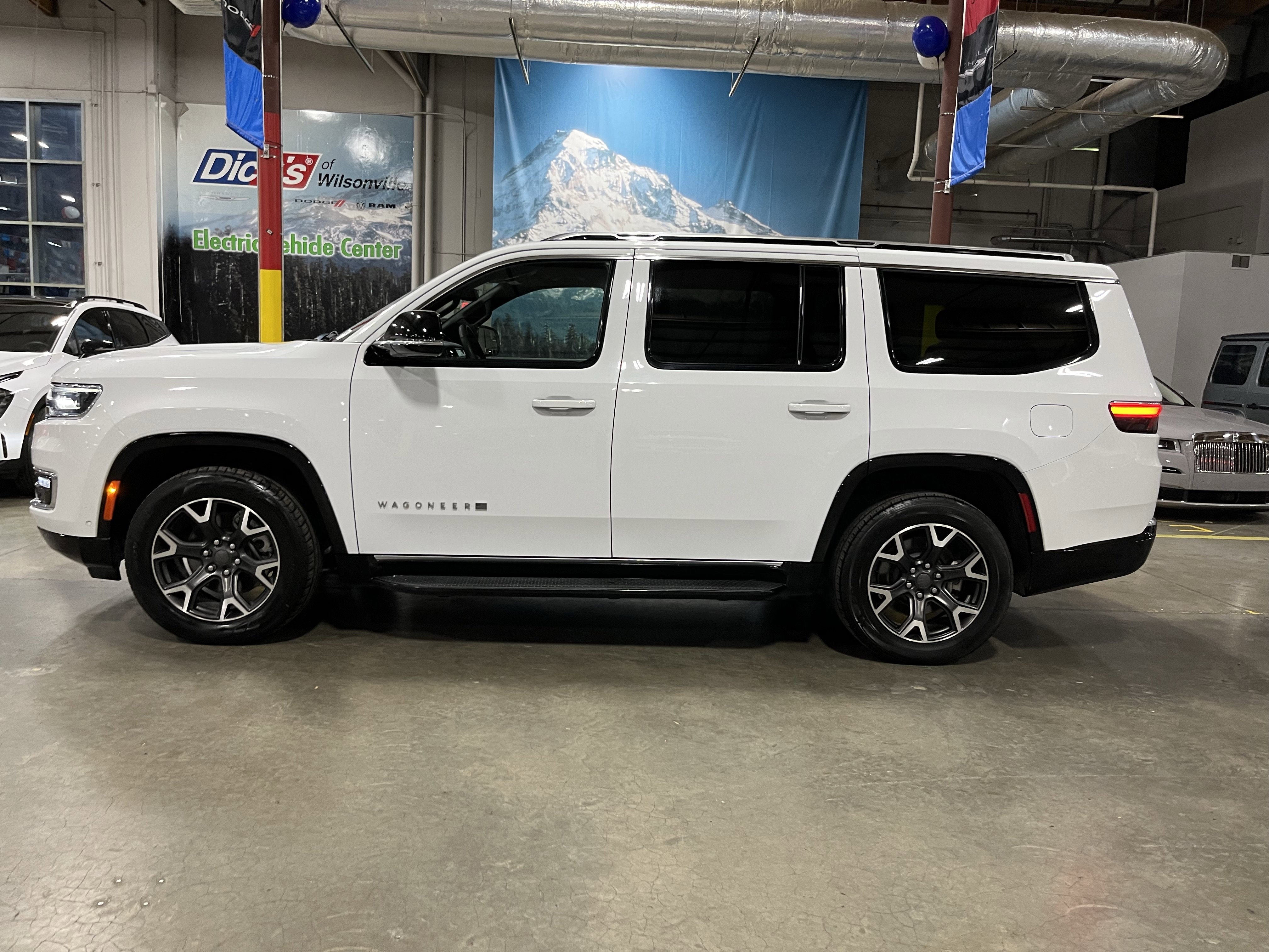 Certified 2024 Jeep Wagoneer Series III video 2