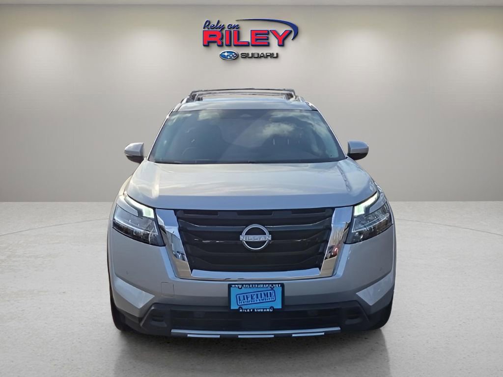 Used 2024 Nissan Pathfinder SL w/ SL Premium Package image 8