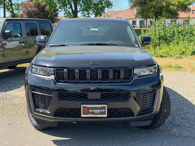 New 2026 Jeep Grand Cherokee Altitude AWD/4WD video 3