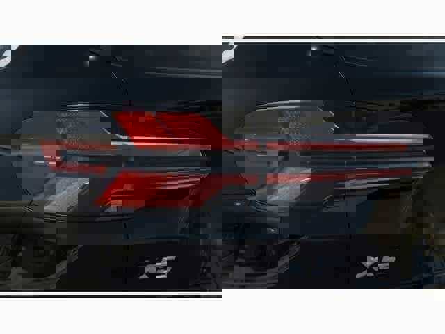 New 2025 BMW X5 xDrive40i image 39