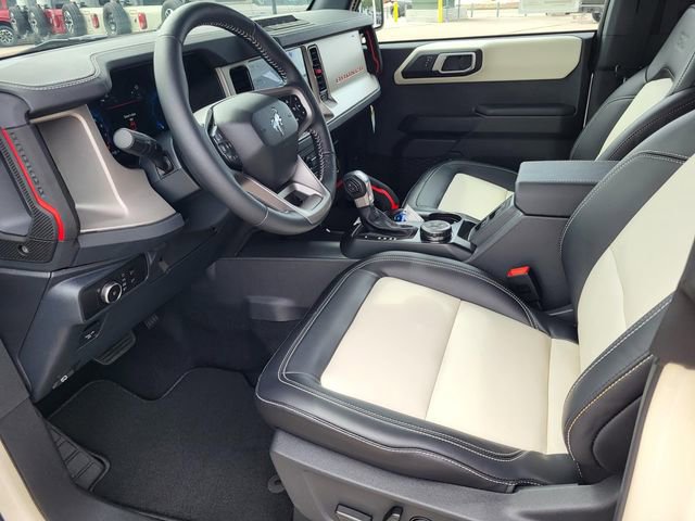New 2026 Ford Bronco Outer Banks AWD/4WD image 10
