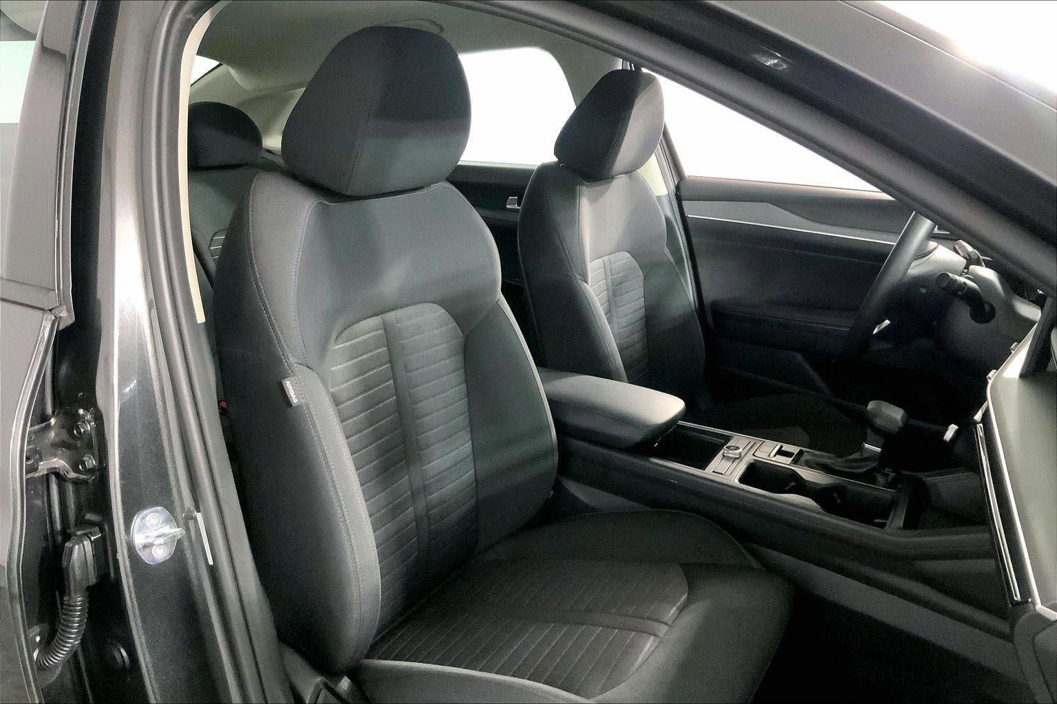 Used 2025 Kia K5 LXS FWD image 7
