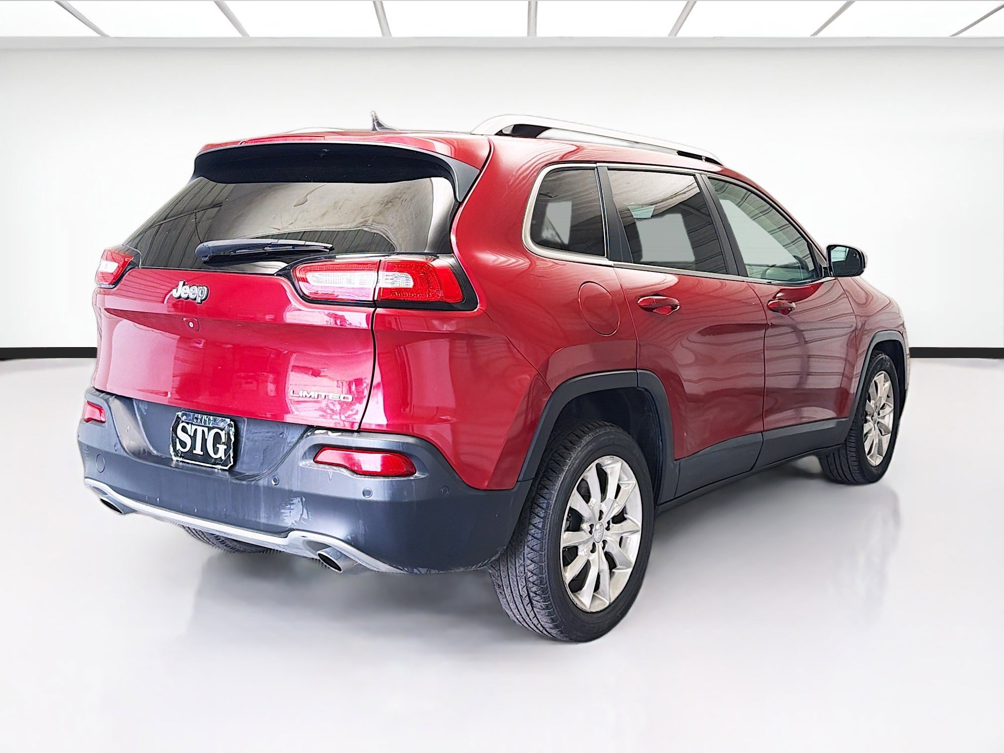 Used 2014 Jeep Cherokee Limited w/ Technology Group image 4