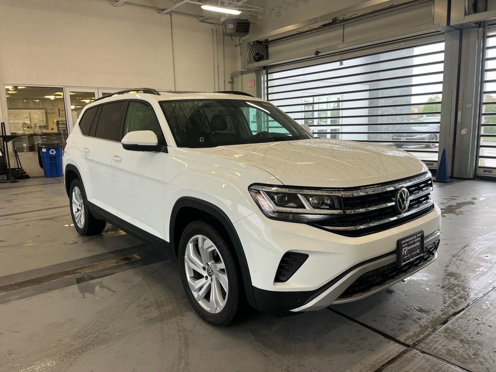 Certified 2023 Volkswagen Atlas SE w/ Panoramic Sunroof Package AWD/4WD image 1