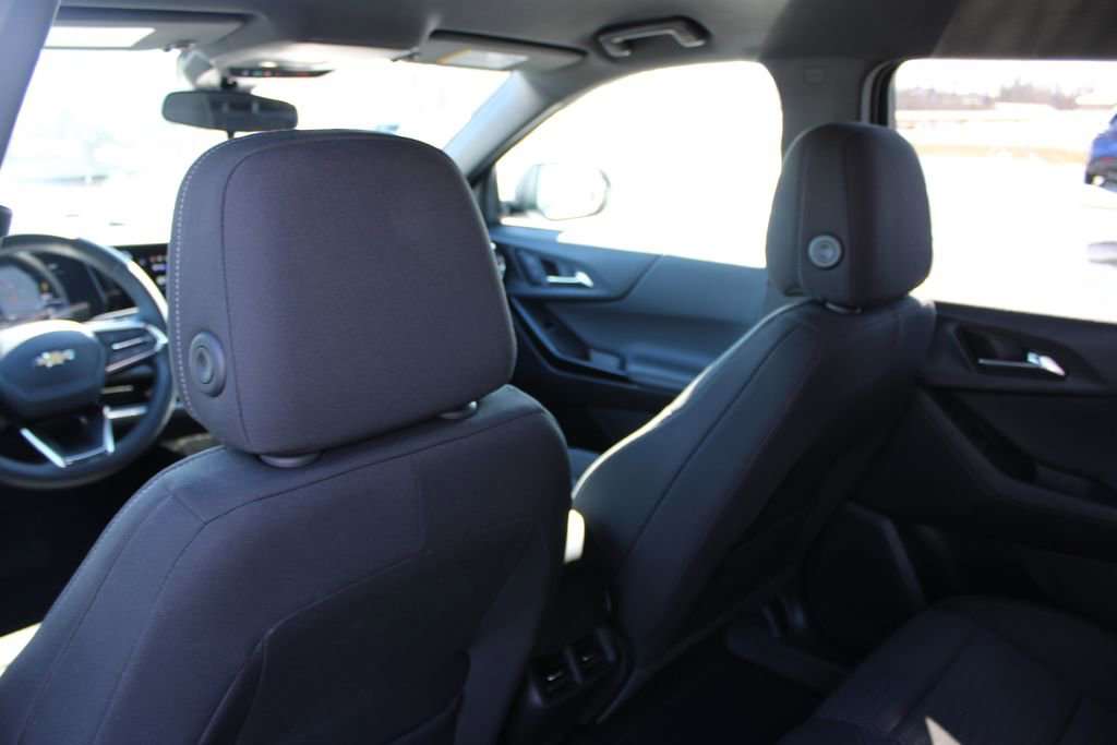 Used 2026 Chevrolet Equinox LT image 21