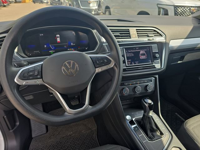 Used 2023 Volkswagen Tiguan S image 15