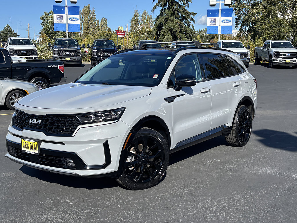 Used 2022 Kia Sorento SX