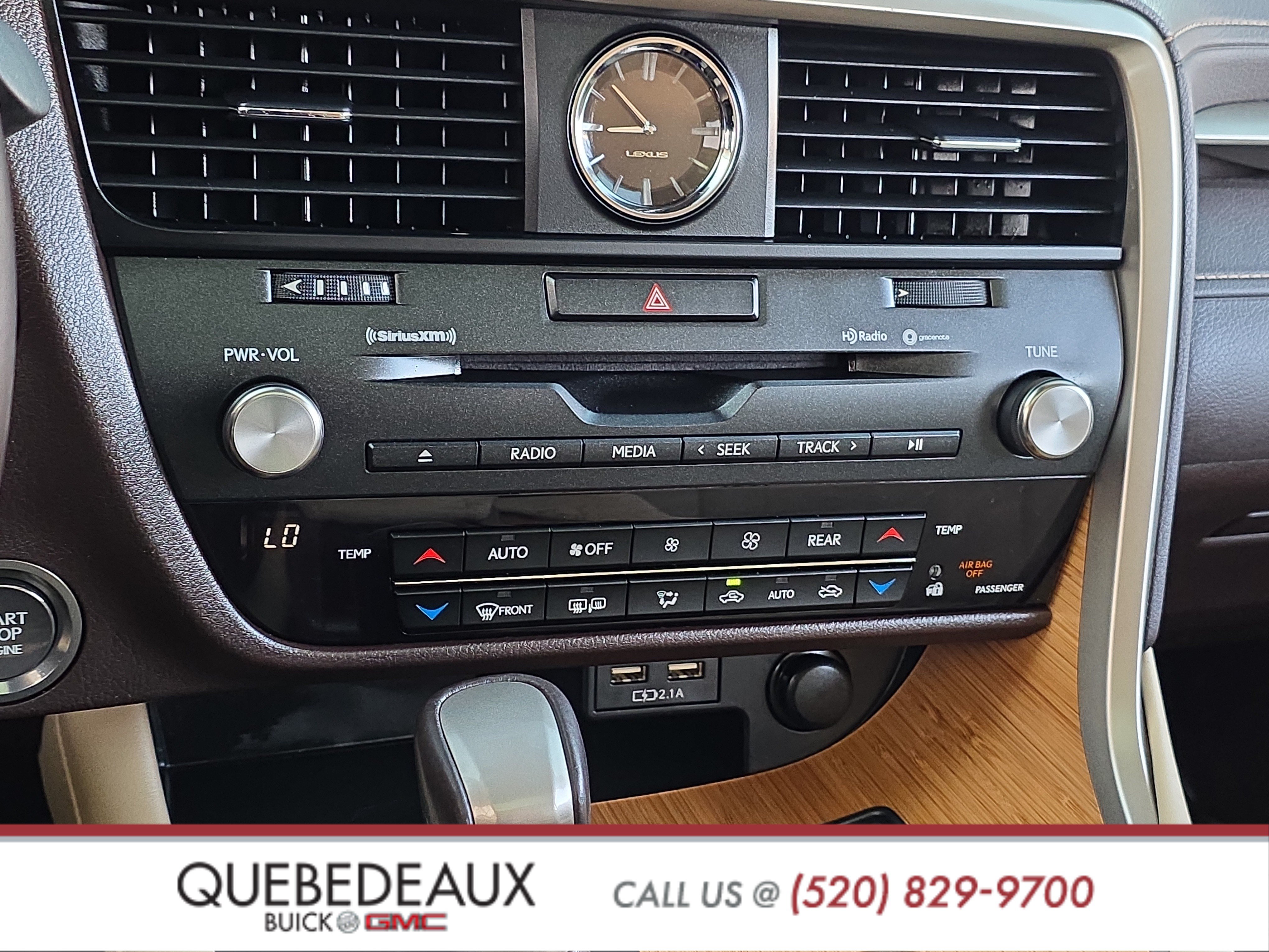 Used 2020 Lexus RX 350L Premium w/ Premium Package AWD/4WD image 21