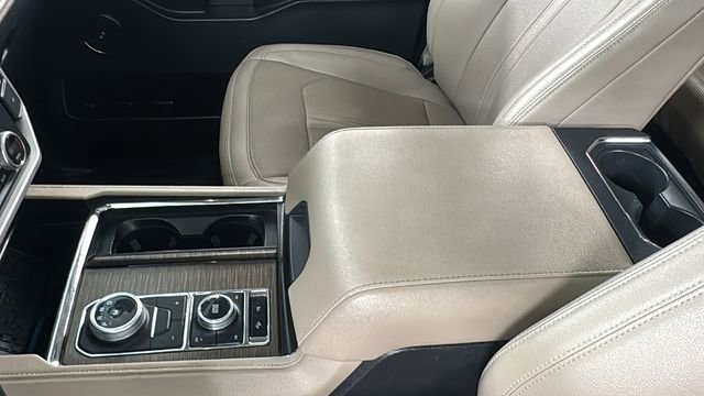 Used 2024 Ford Expedition Max Limited image 36