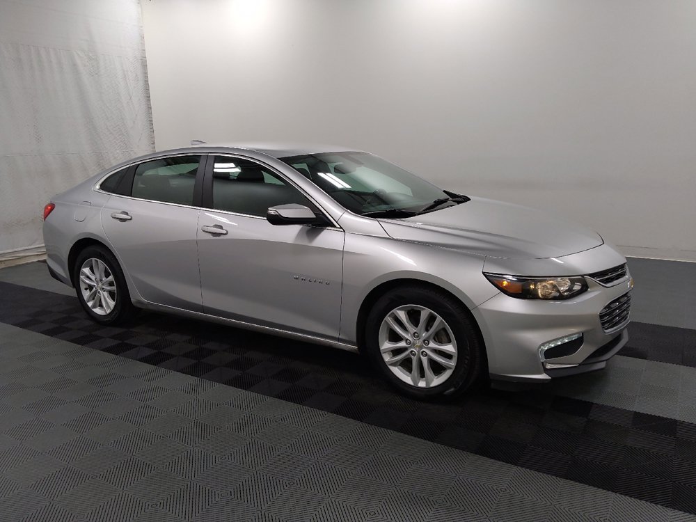Used 2018 Chevrolet Malibu LT FWD image 11