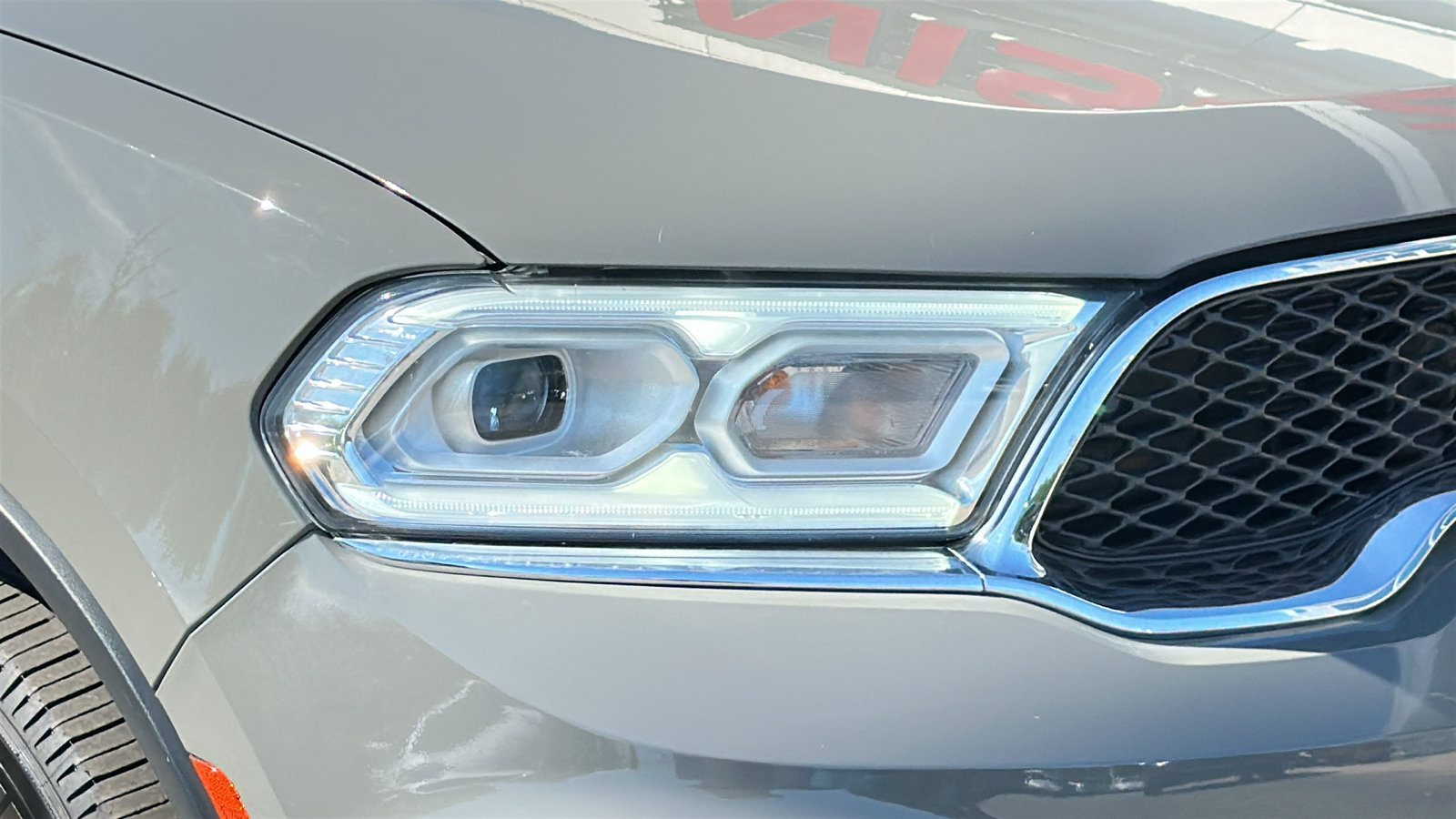 Used 2021 Dodge Durango SXT w/ 3rd Row Seating Group AWD/4WD image 4