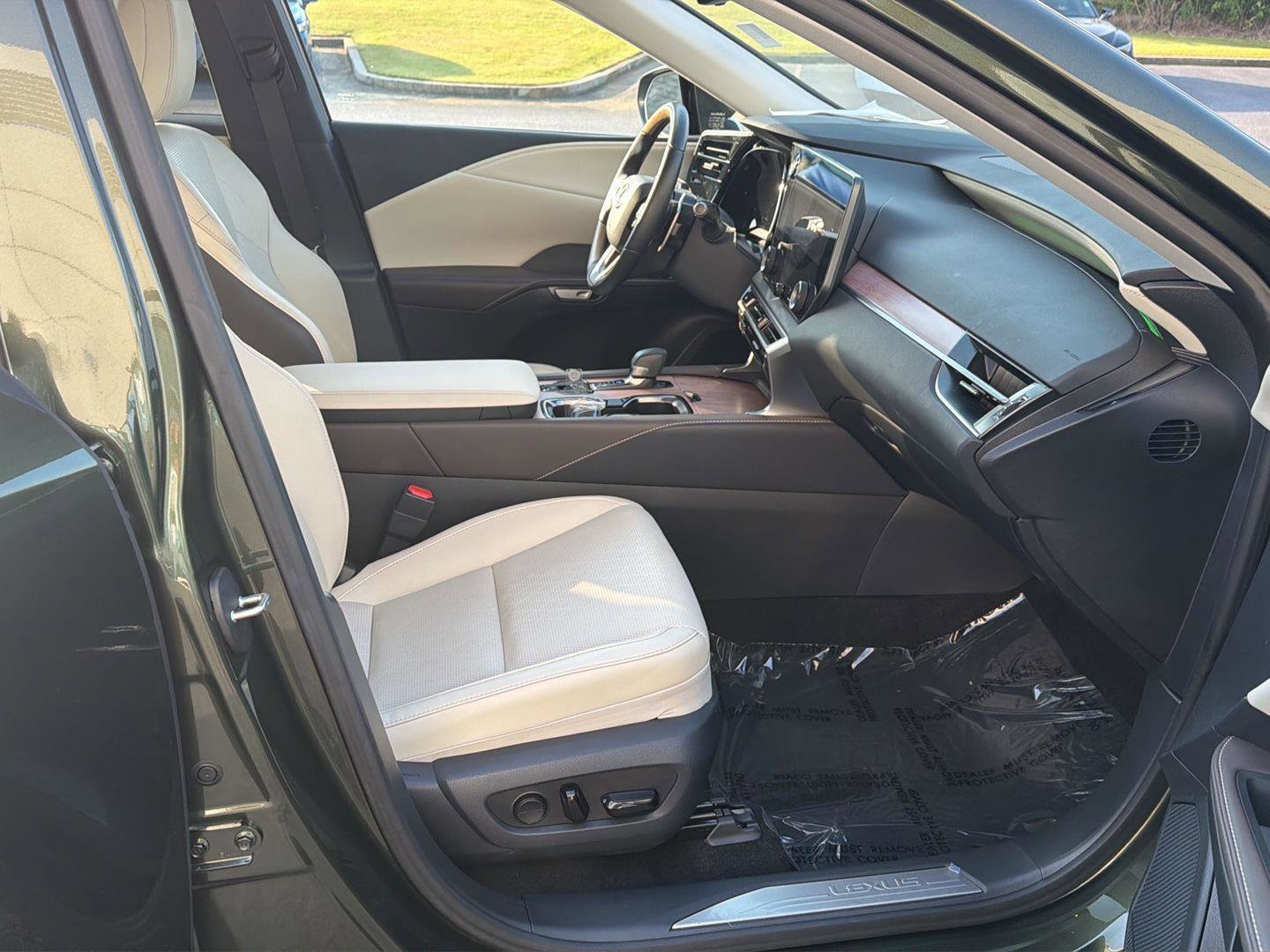 Certified 2025 Lexus RX 350 Premium Plus w/ Accessory Package (Z1) FWD image 13