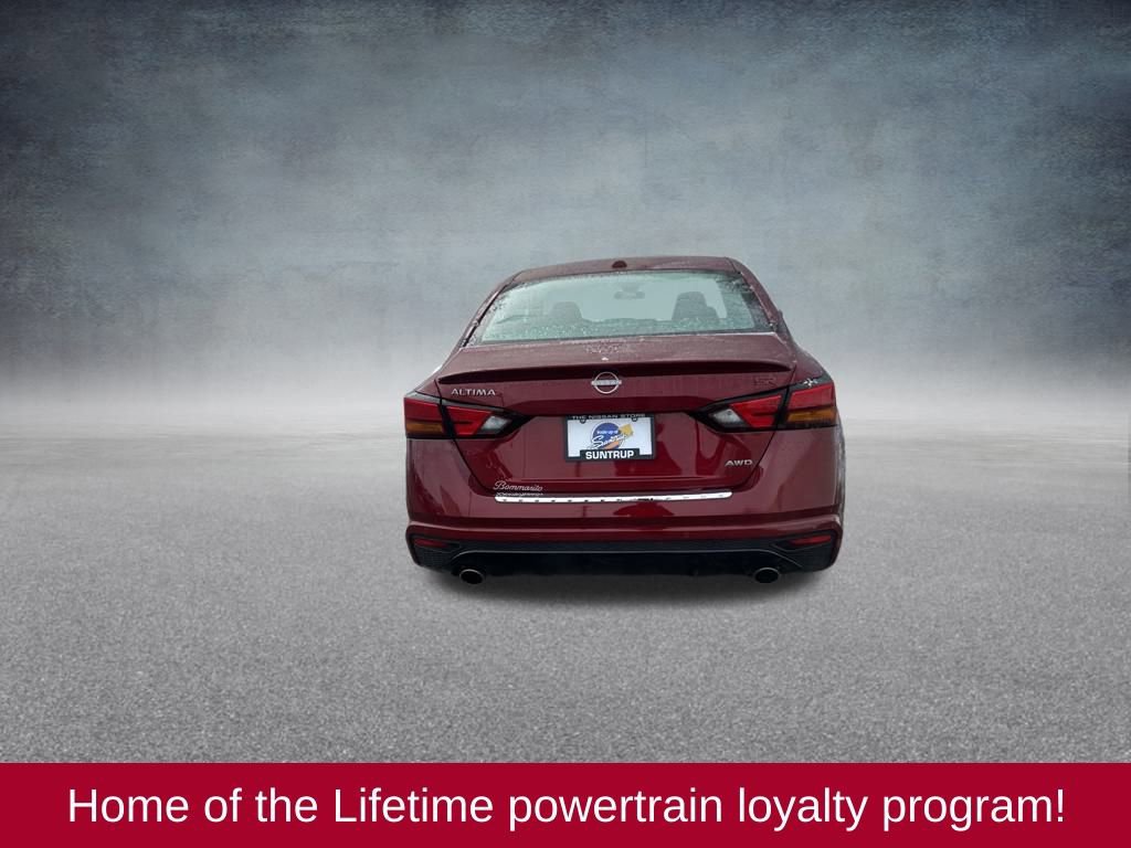 Used 2023 Nissan Altima 2.5 SR w/ SR Premium Package image 5