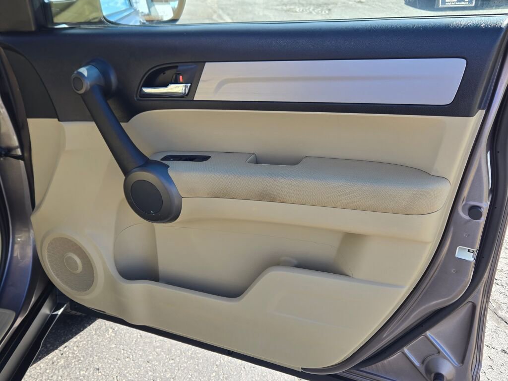 Used 2011 Honda CR-V SE image 10