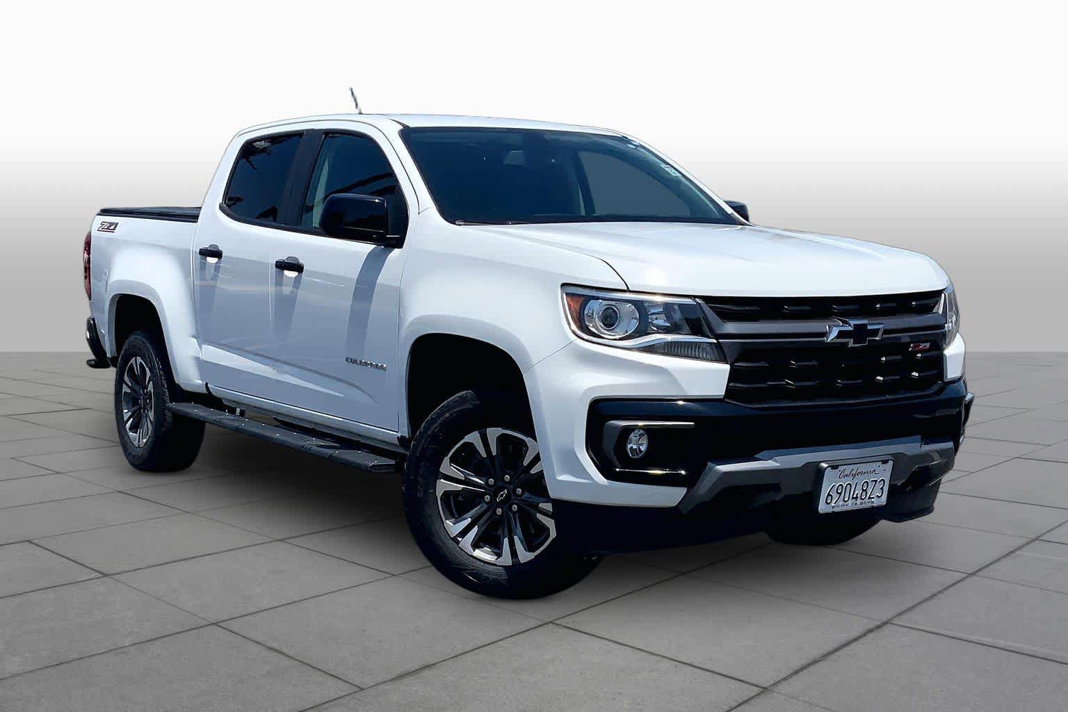 Used 2022 Chevrolet Colorado Z71 RWD image 2