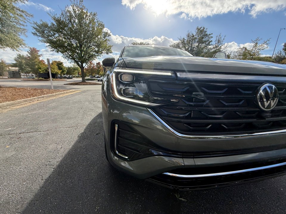 New 2026 Volkswagen Atlas SEL Premium R-Line image 24