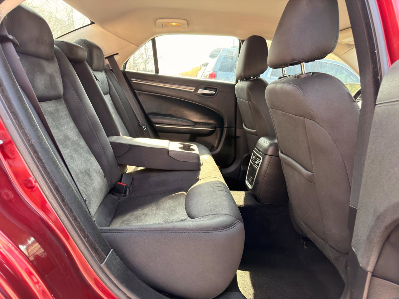 Used 2020 Chrysler 300 Touring w/ Sport Appearance Package image 16