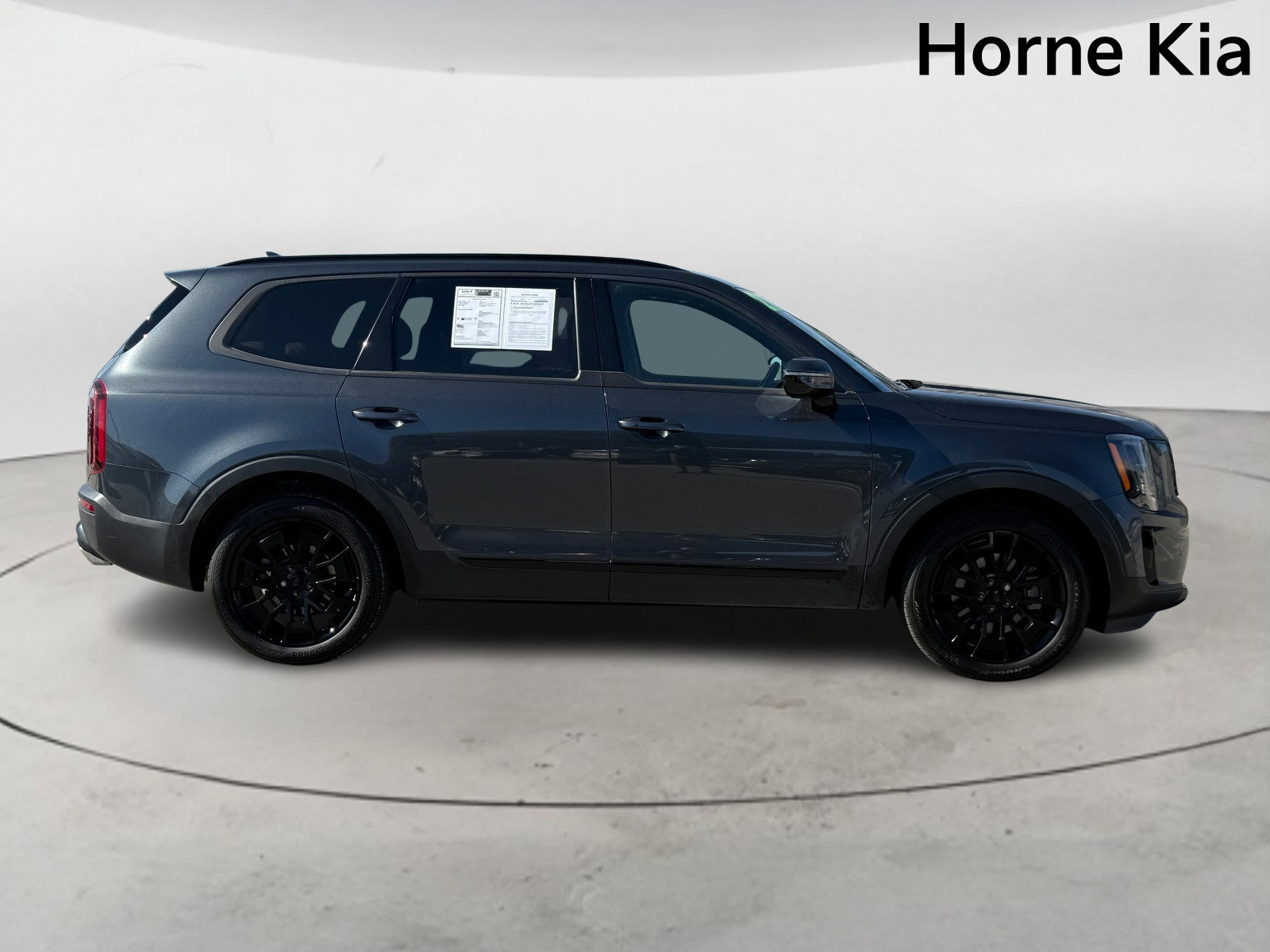 Used 2021 Kia Telluride SX w/ Nightfall Edition Package image 3