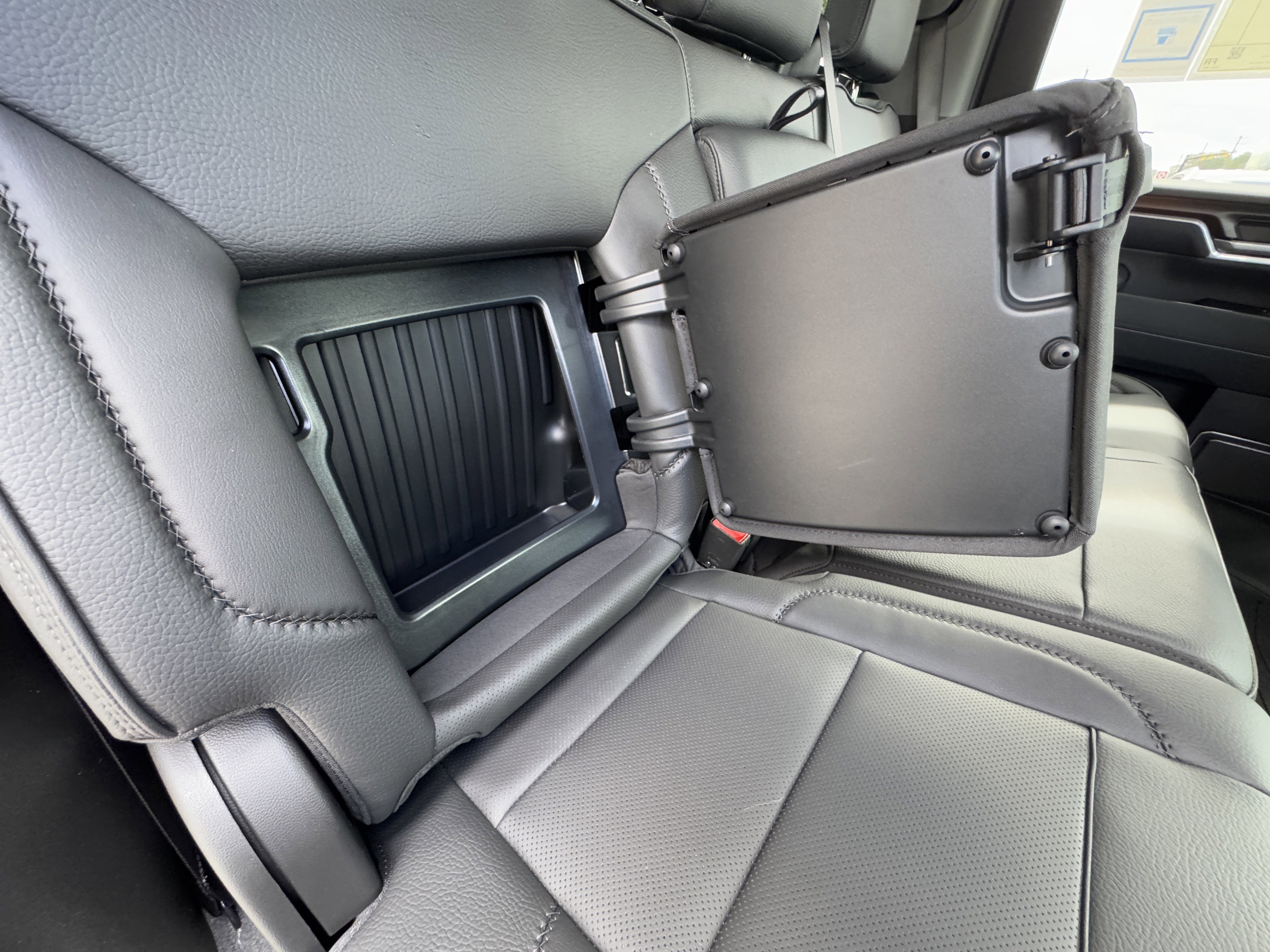 New 2026 GMC Sierra 3500 Denali w/ Denali Reserve Package image 28