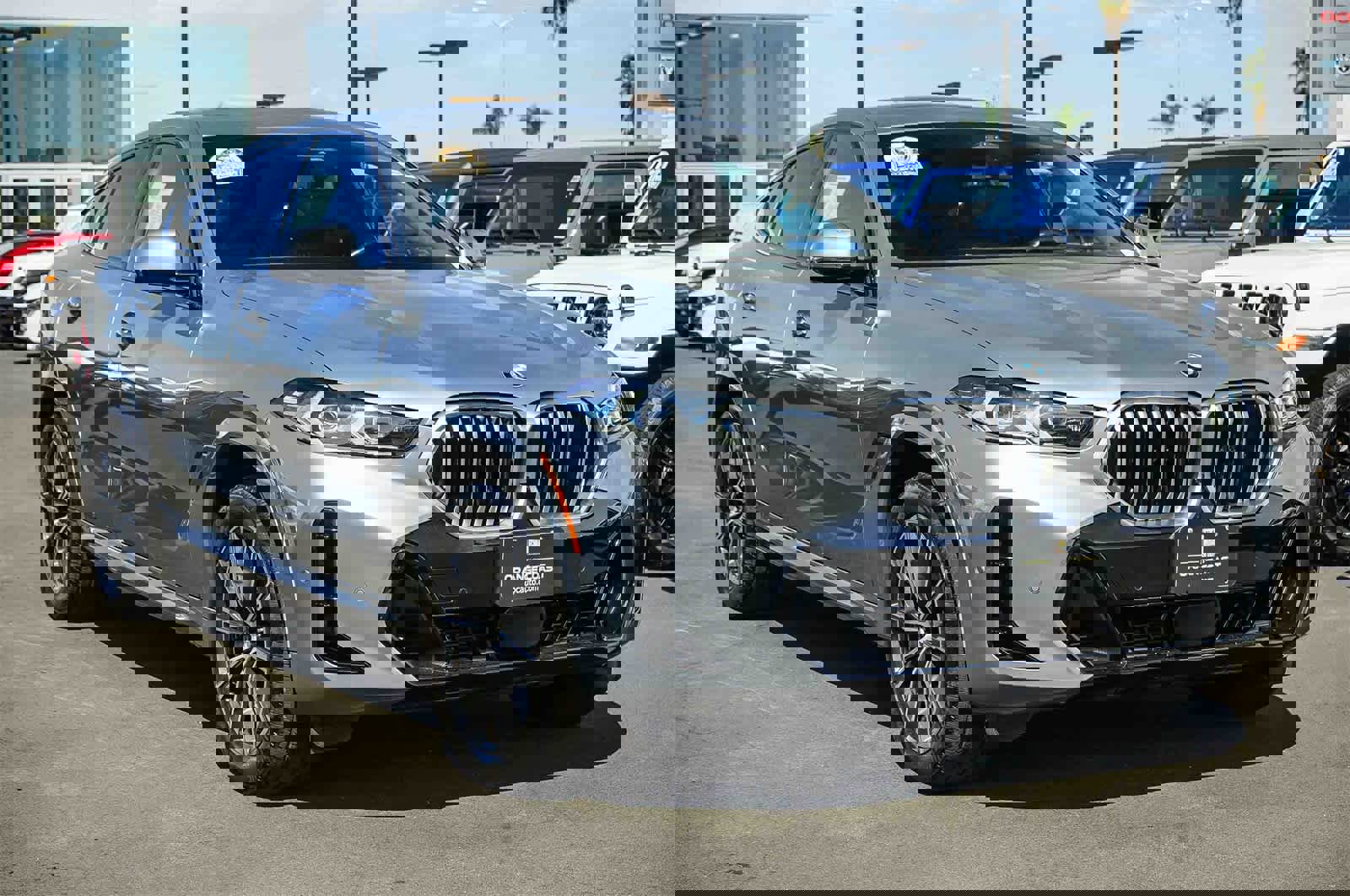 Used 2025 BMW X6 xDrive40i image 3