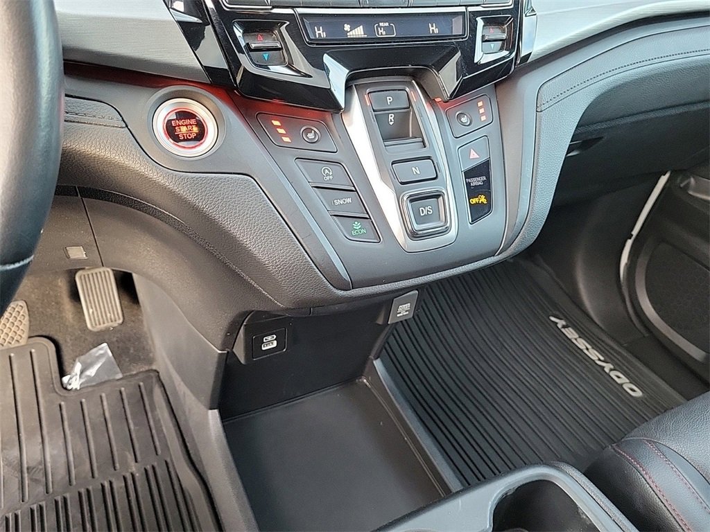 Used 2023 Honda Odyssey Sport image 28