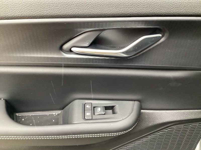 New 2025 Jeep Grand Cherokee L Altitude image 22