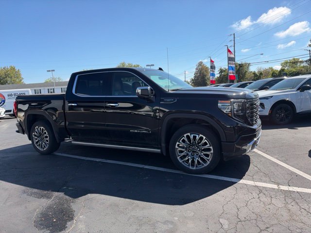 Used 2024 GMC Sierra 1500 Denali Ultimate AWD/4WD image 7