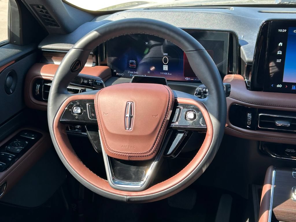 Used 2025 Lincoln Aviator Reserve w/ Jet Appearance Package AWD/4WD image 46