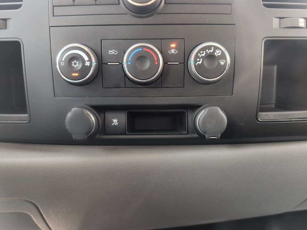 Used 2010 Chevrolet Silverado 1500 W/T image 11