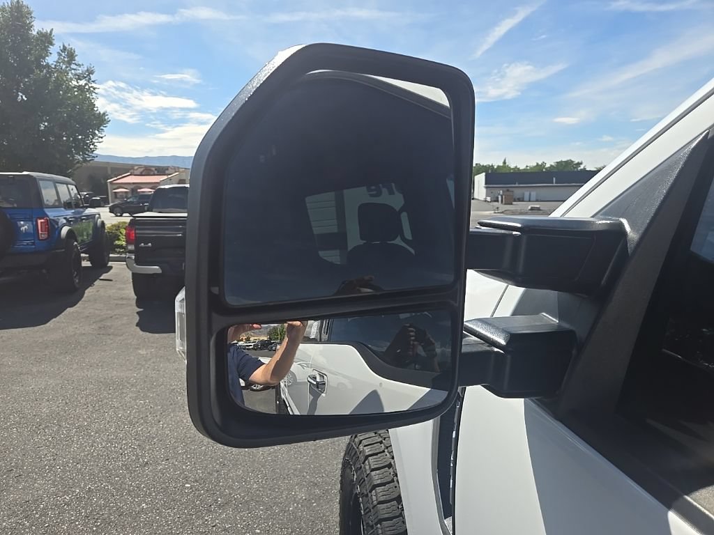 Used 2020 Ford F350 XLT w/ XLT Premium Package AWD/4WD image 33