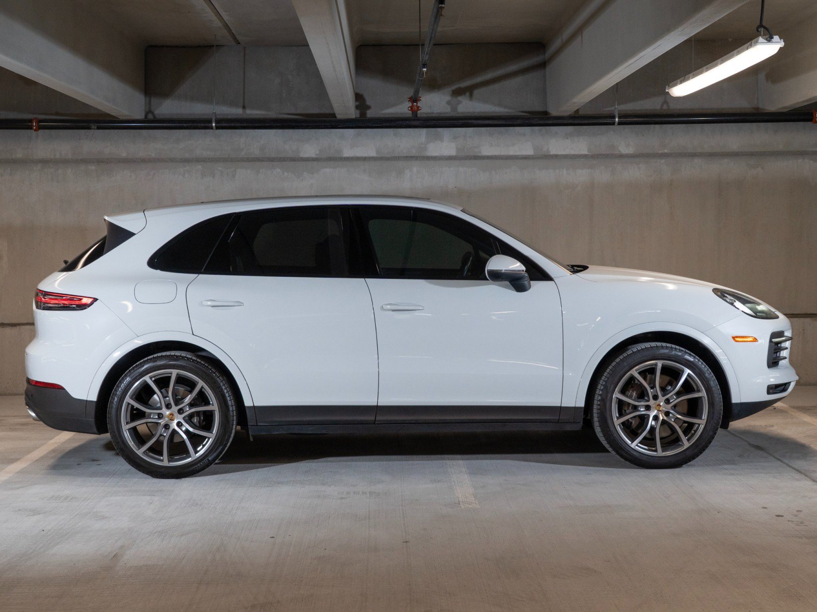 Certified 2023 Porsche Cayenne AWD/4WD image 9