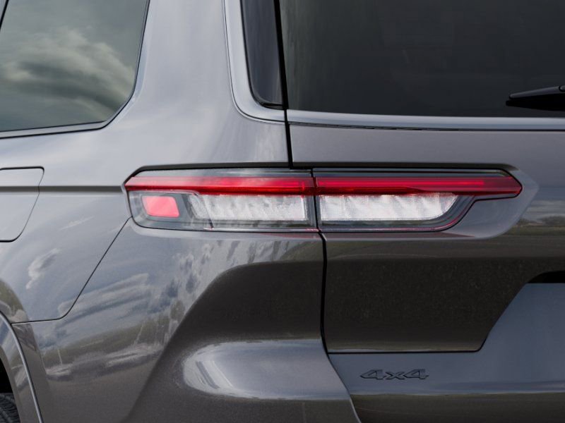 New 2026 Jeep Grand Cherokee L Summit image 9