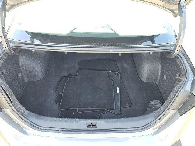 Used 2024 Nissan Altima 2.5 SV image 11