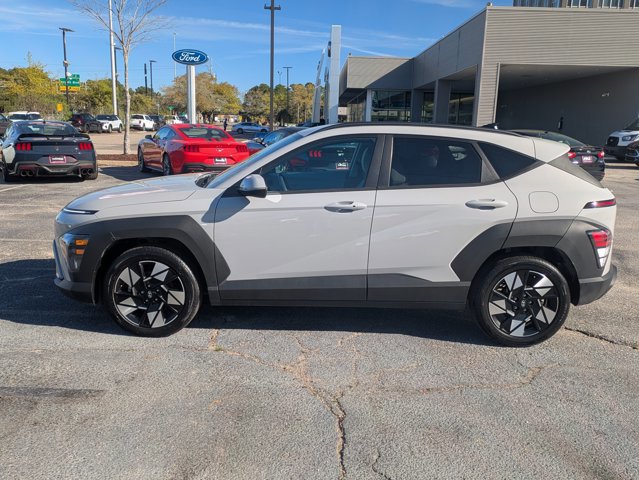 Used 2024 Hyundai Kona SEL image 8