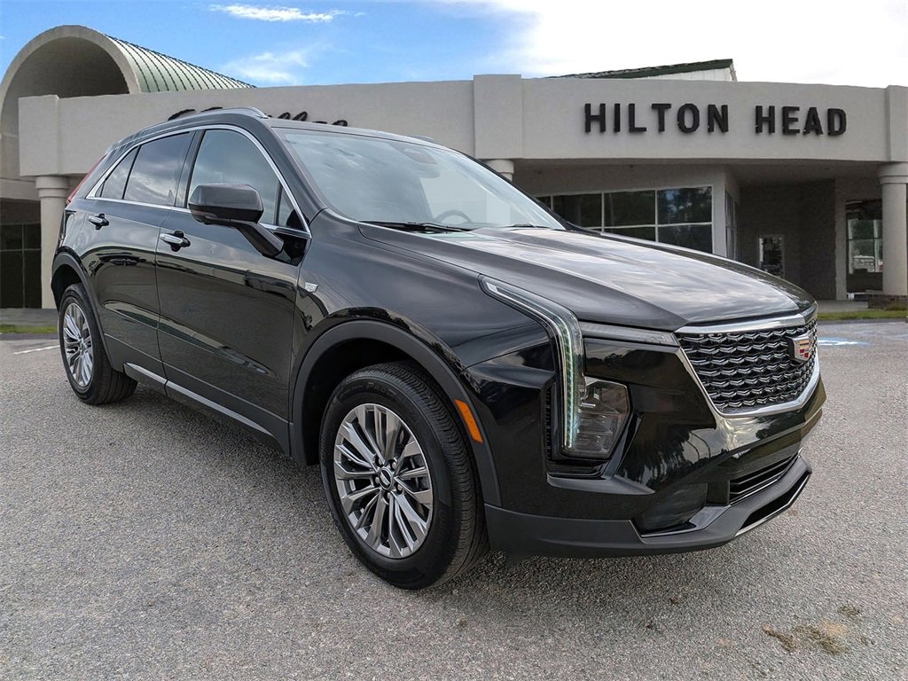 Certified 2025 Cadillac XT4 Premium Luxury image 8